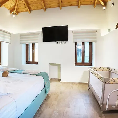 Myrsini's In Pelion * Chorto